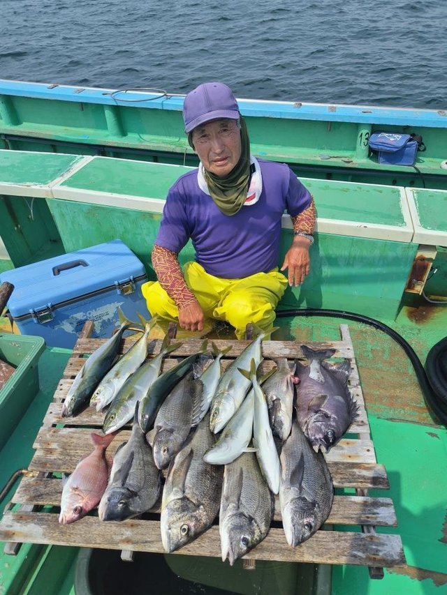 クロダイ・イナダ(ブリ)