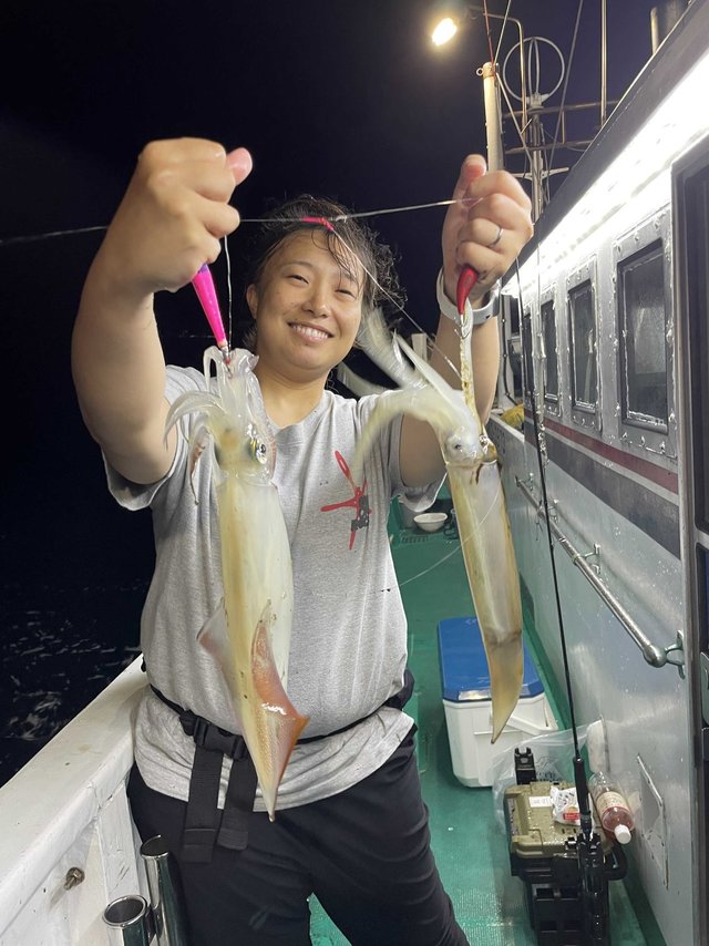 アカイカ(ケンサキイカ)