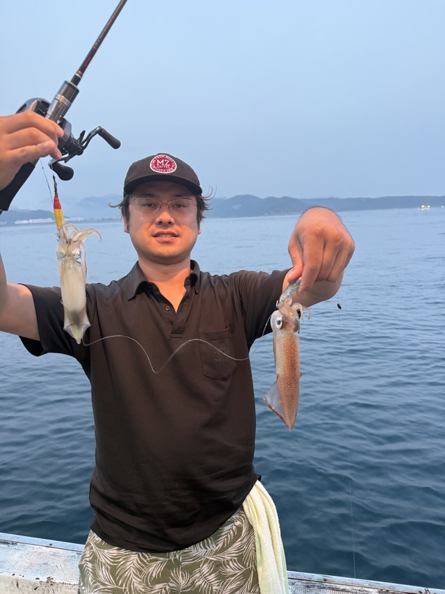 アカイカ(ケンサキイカ)