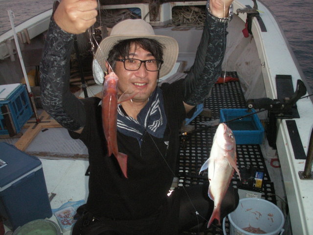 シロイカ(ケンサキイカ)