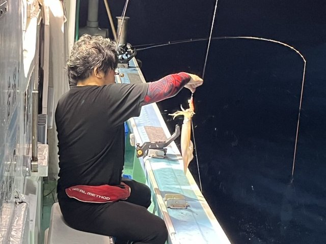 イカ(ケンサキイカ)