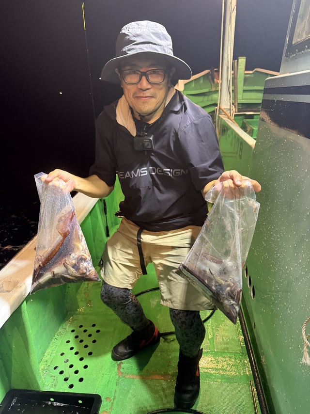 アカイカ(ケンサキイカ)・スルメイカ