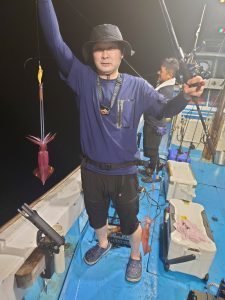 シロイカ(ケンサキイカ)