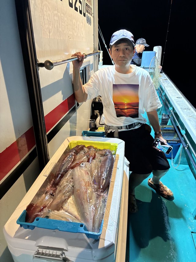 アカイカ(ケンサキイカ)