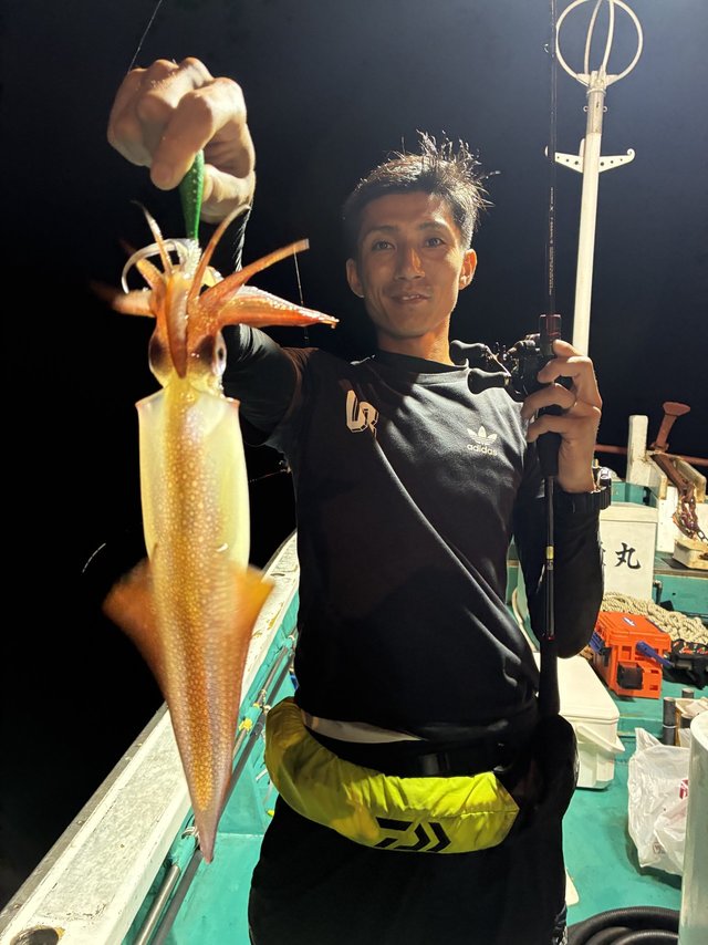 アカイカ(ケンサキイカ)