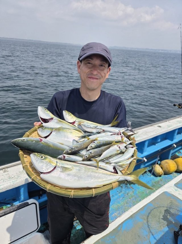 アジ(マアジ)・イナダ(ブリ)