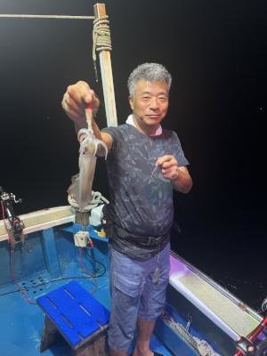 アカイカ(ケンサキイカ)