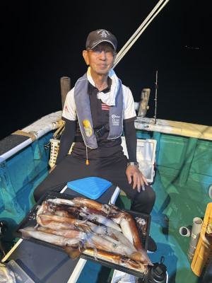 アカイカ(ケンサキイカ)