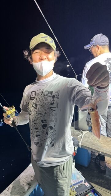 マイカ(ケンサキイカ)