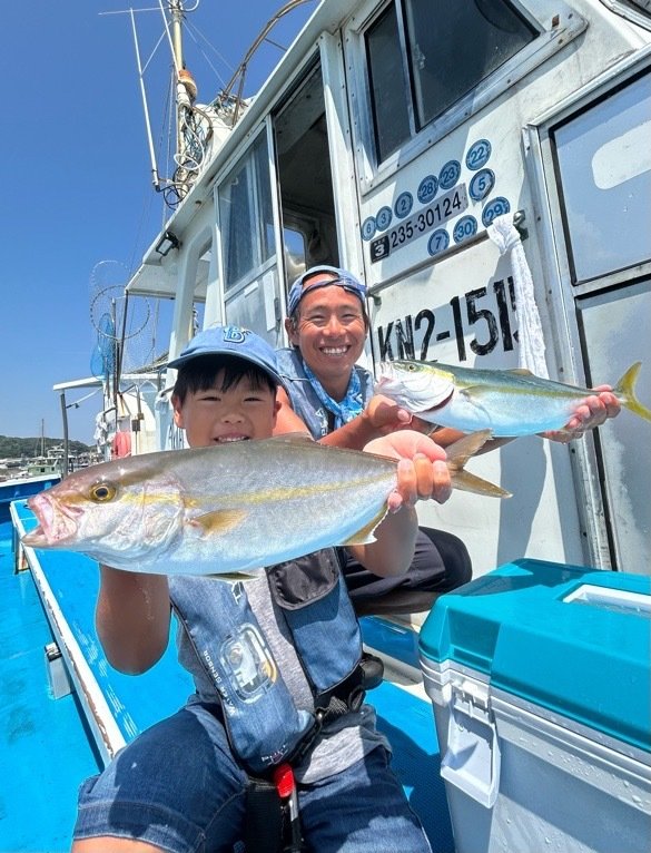 ワカシ(ブリ)・ショゴ(カンパチ)