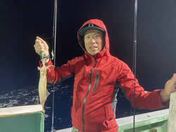 アカイカ(ケンサキイカ)