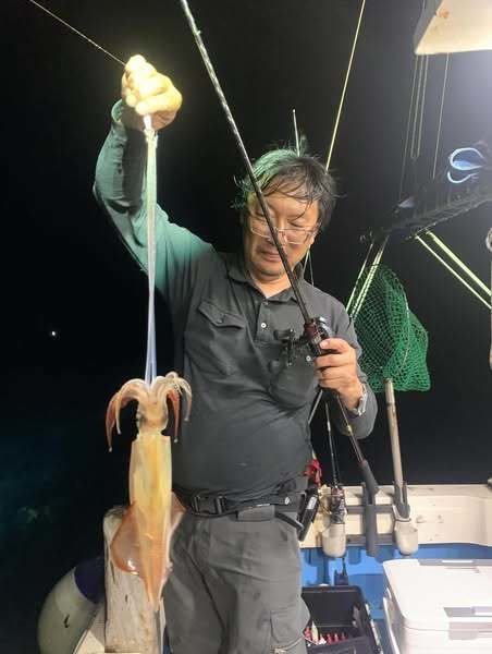 イカ(ケンサキイカ)