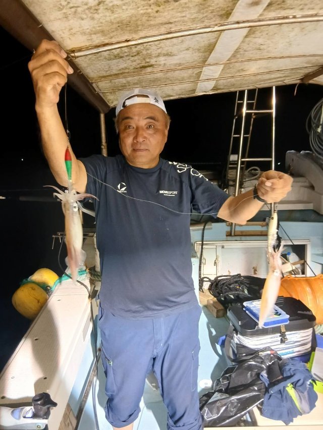 イカ(ケンサキイカ)