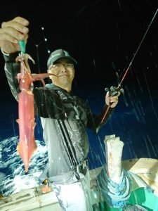 シロイカ(ケンサキイカ)