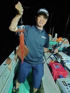 シロイカ(ケンサキイカ)