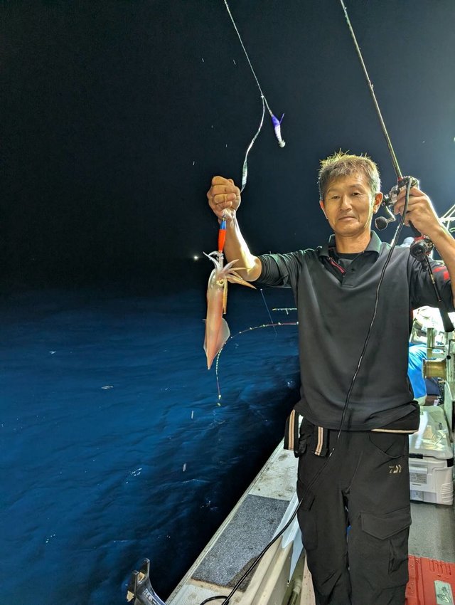 イカ(ケンサキイカ)