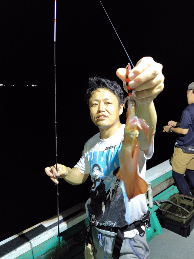 シロイカ(ケンサキイカ)