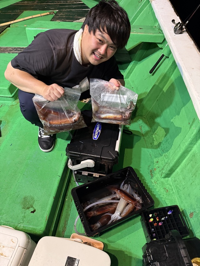 アカイカ(ケンサキイカ)・スルメイカ