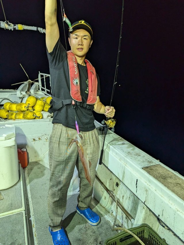 イカ(ケンサキイカ)