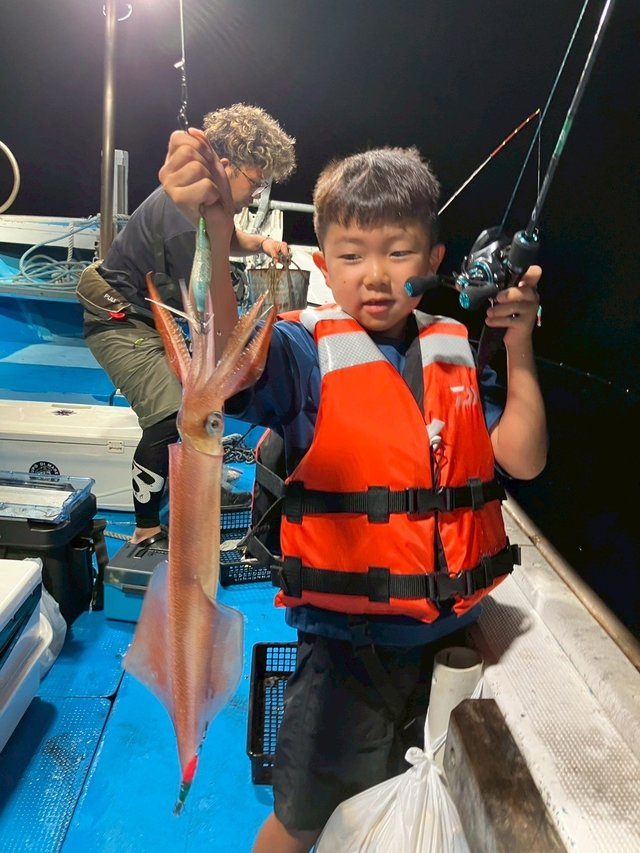 シロイカ(ケンサキイカ)