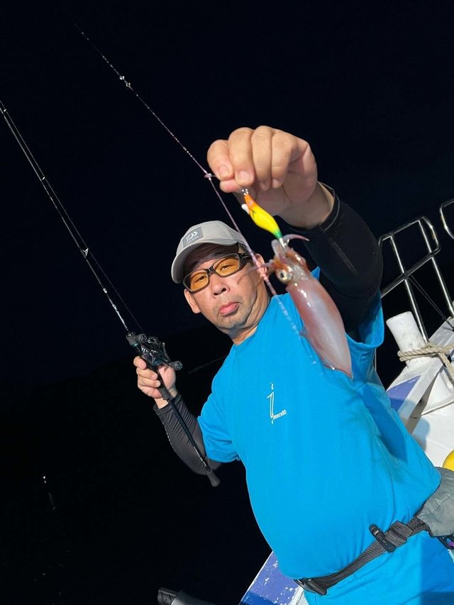 マルイカ(ケンサキイカ)