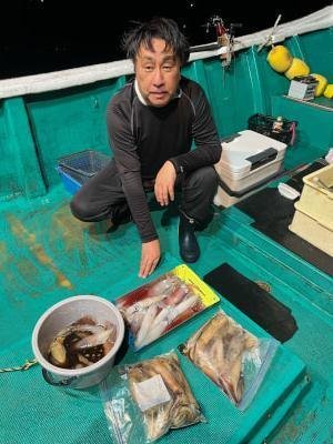 アカイカ(ケンサキイカ)