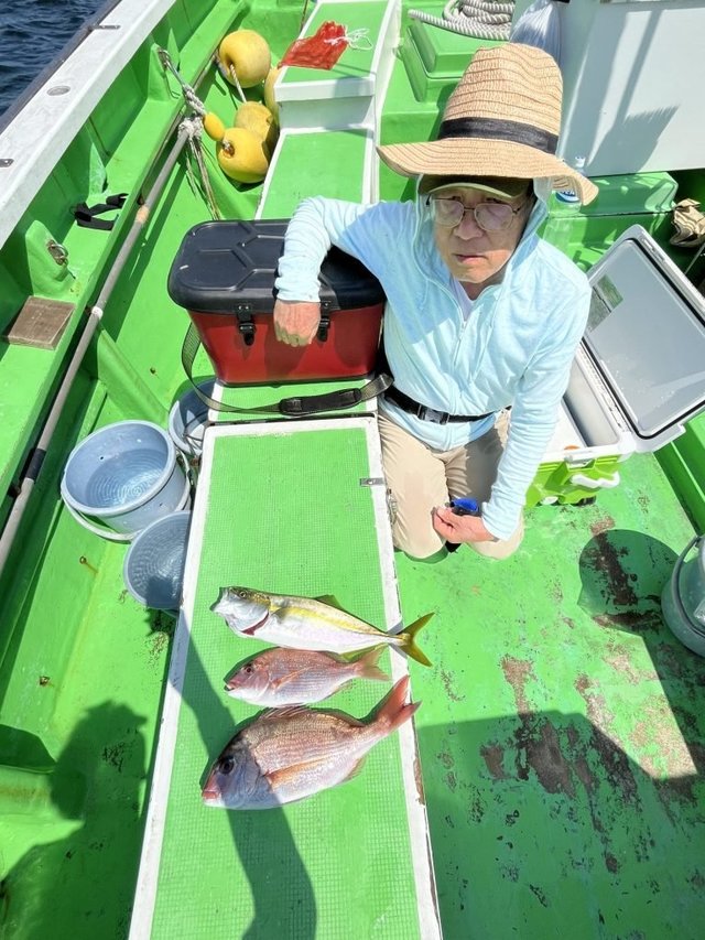 マダイ・イナダ(ブリ)