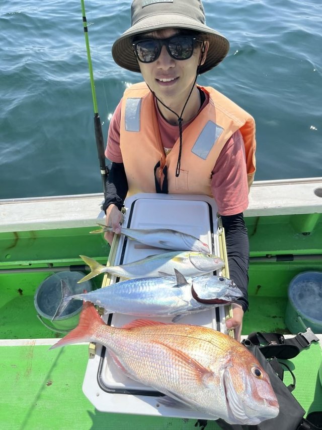 マダイ・イナダ(ブリ)・ヒラソウダ