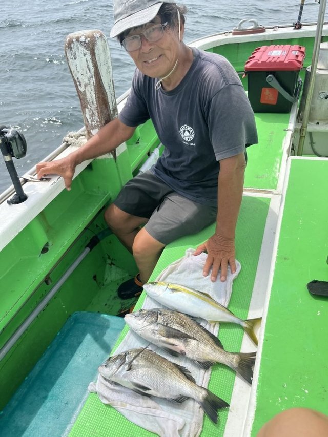 クロダイ・イナダ(ブリ)