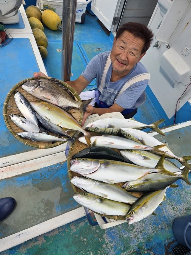 イナダ(ブリ)・カンパチ