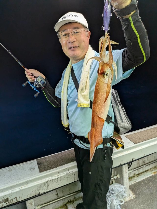 イカ(ケンサキイカ)