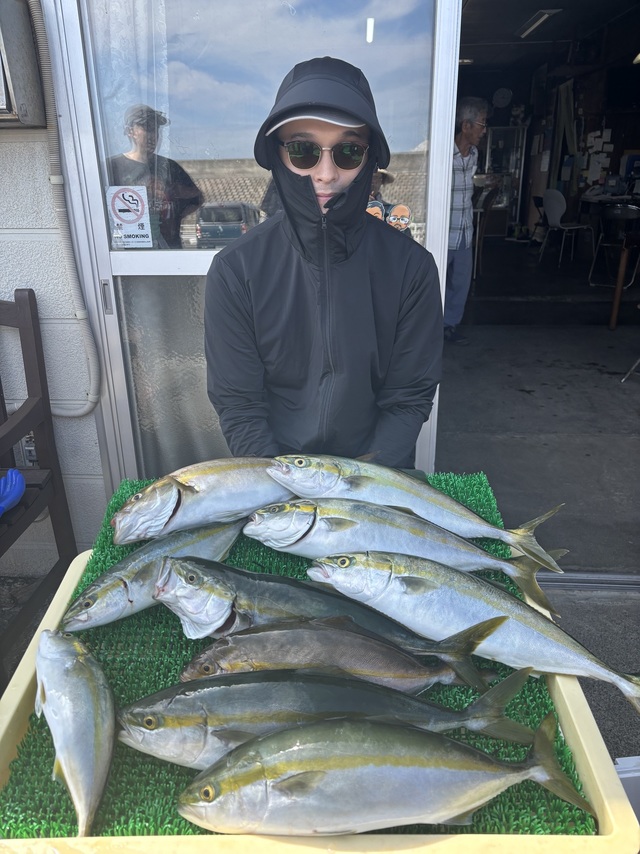 イナダ(ブリ)・カンパチ