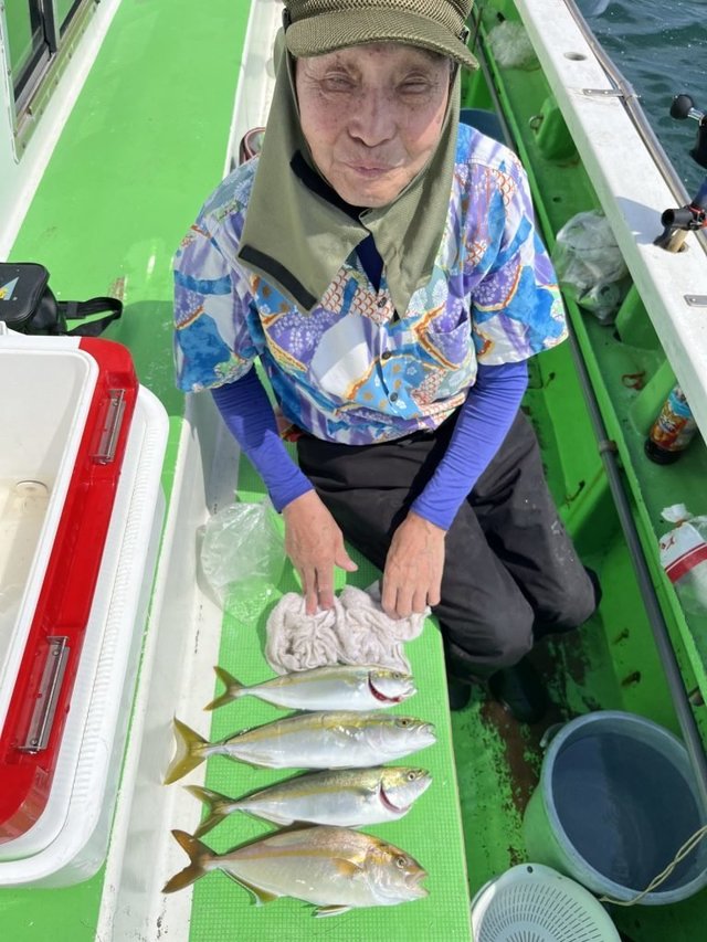 イナダ(ブリ)・カンパチ