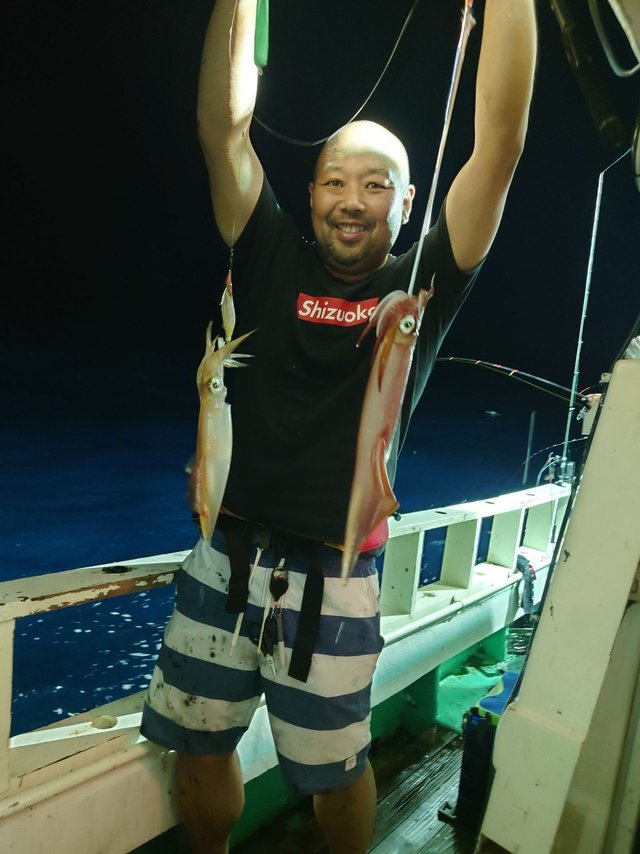 シロイカ(ケンサキイカ)