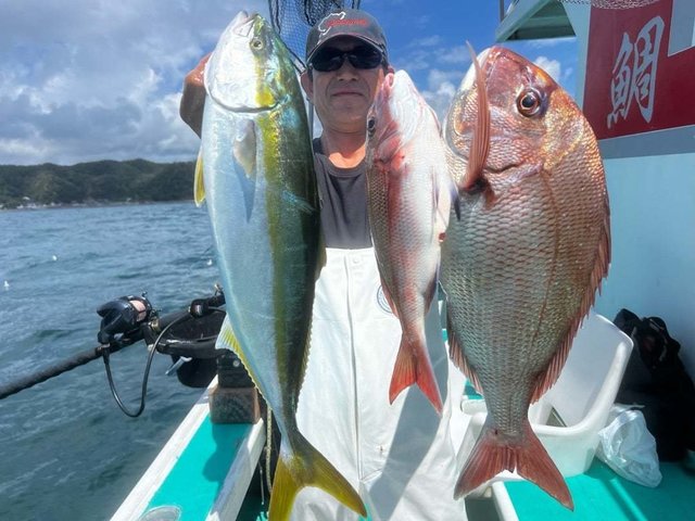 マダイ・イナワラ(ブリ)