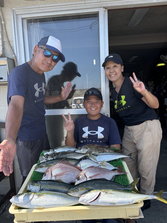 アジ(マアジ)・イナダ(ブリ)