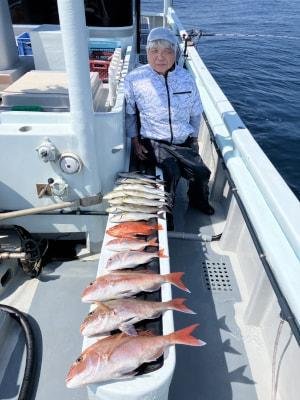 マダイ・レンコダイ(キダイ)・イサキ・チカメ(チカメキントキ)