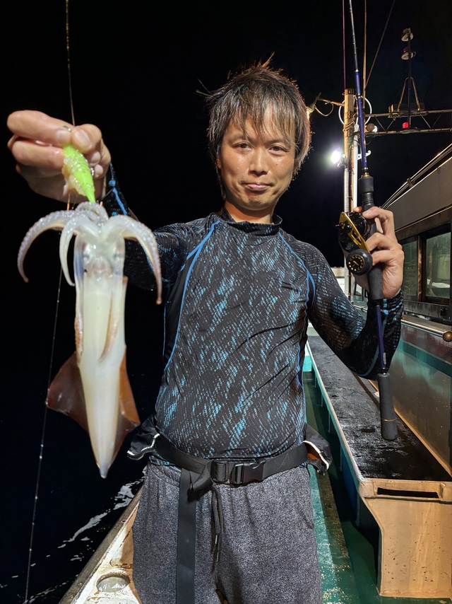 アカイカ(ケンサキイカ)