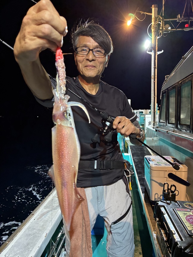 アカイカ(ケンサキイカ)