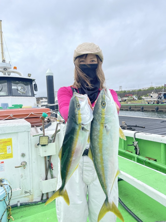 イナダ(ブリ)・ワラサ(ブリ)