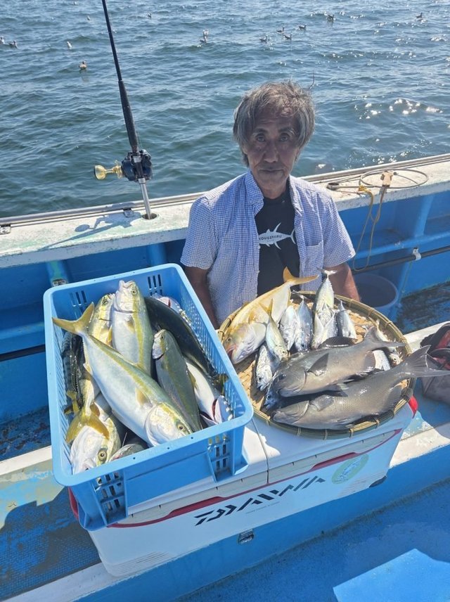 メジナ・アジ(マアジ)・イナダ(ブリ)