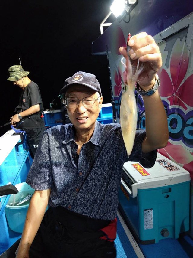 マルイカ(ケンサキイカ)