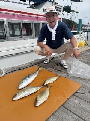ハマチ(ブリ)・カンパチ