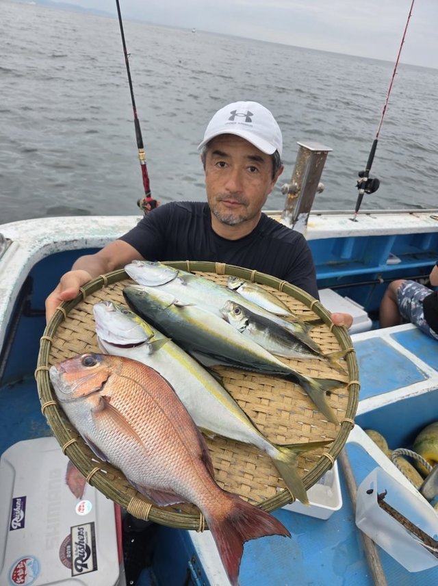 マダイ・アジ(マアジ)・イナダ(ブリ)