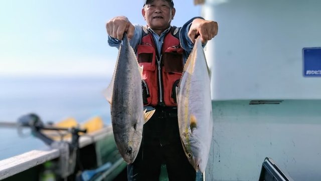 カンパチ・ネイリ(カンパチ)