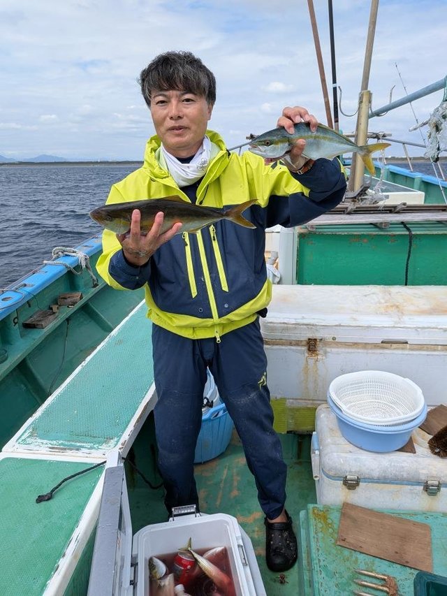 ワカシ(ブリ)・カンパチ