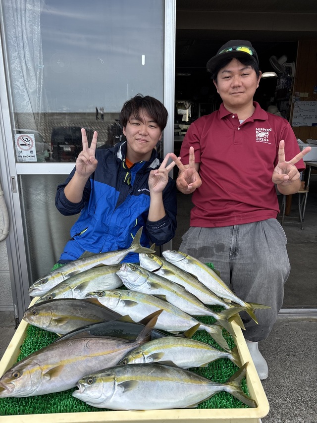 イナダ(ブリ)・カンパチ