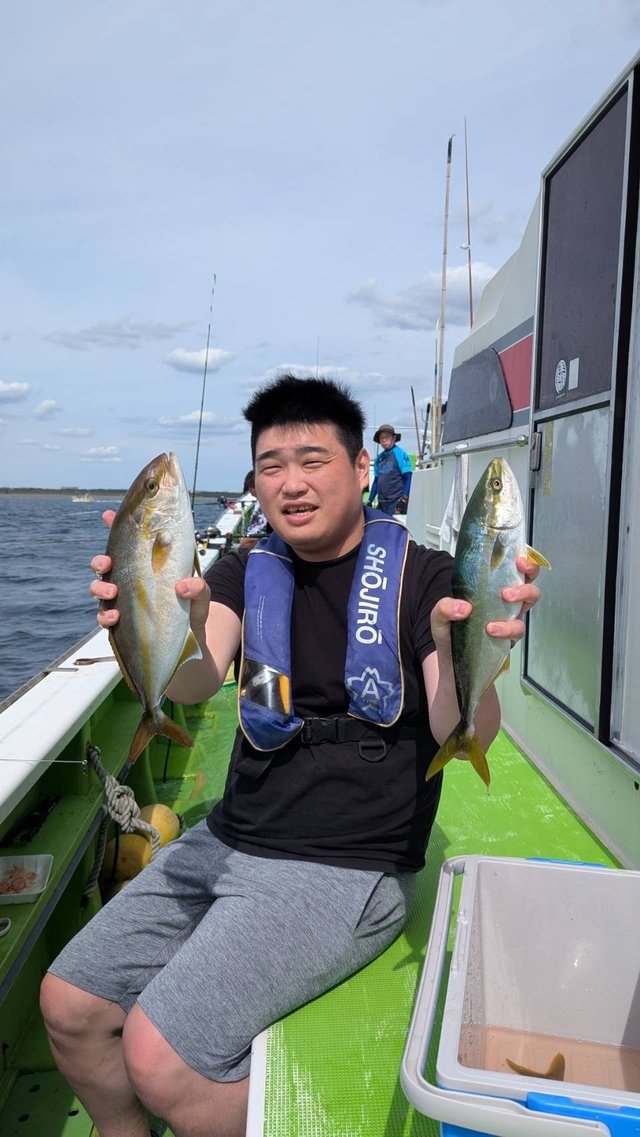 イナダ(ブリ)・カンパチ