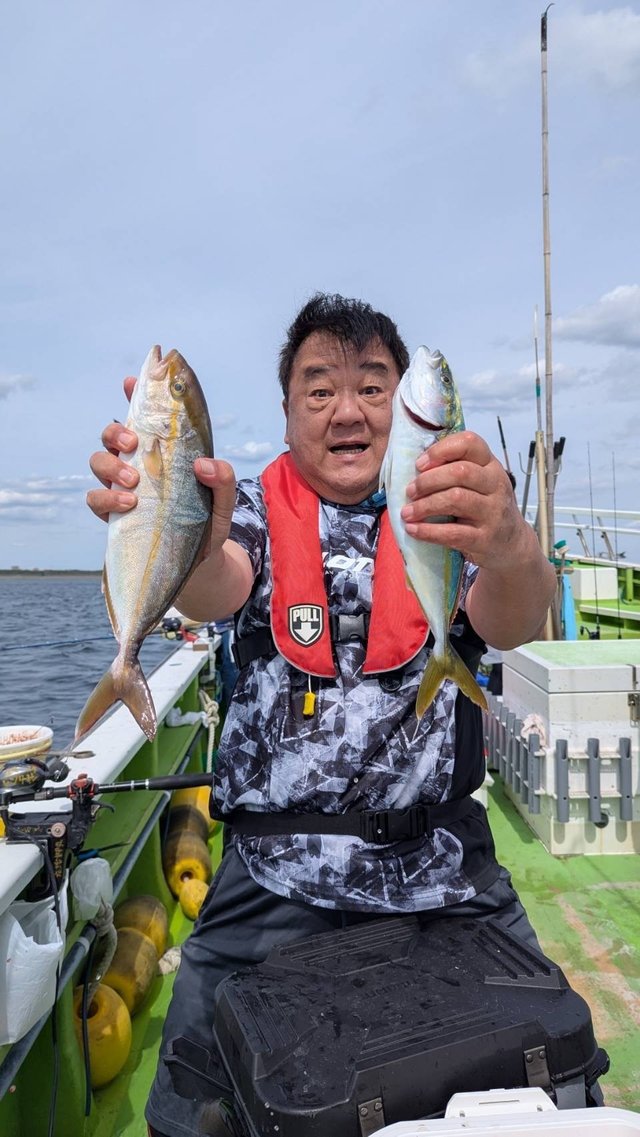 イナダ(ブリ)・カンパチ