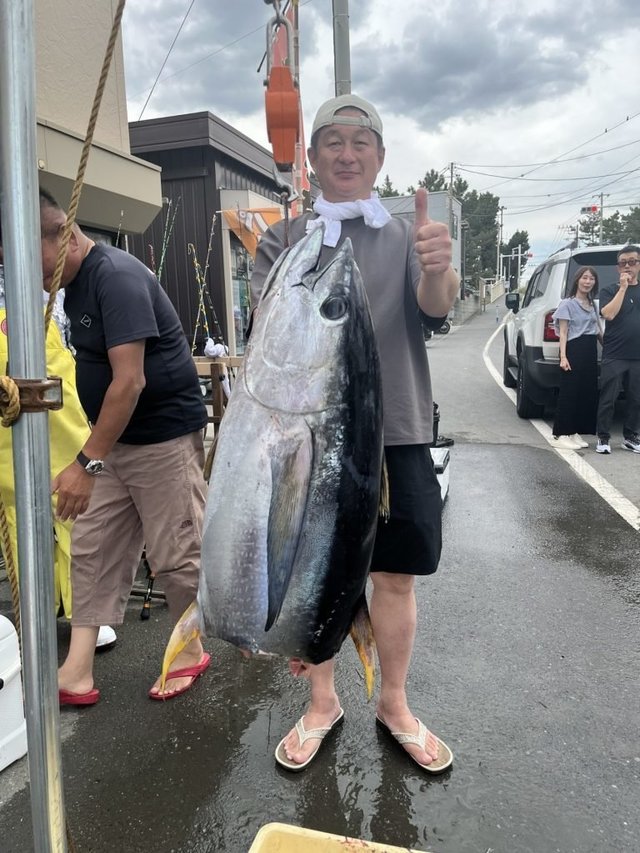 キメジ(キハダ)